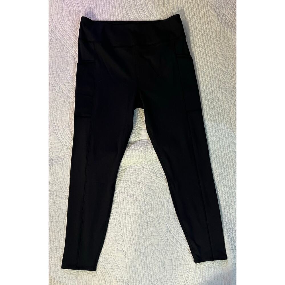 So Black leggings